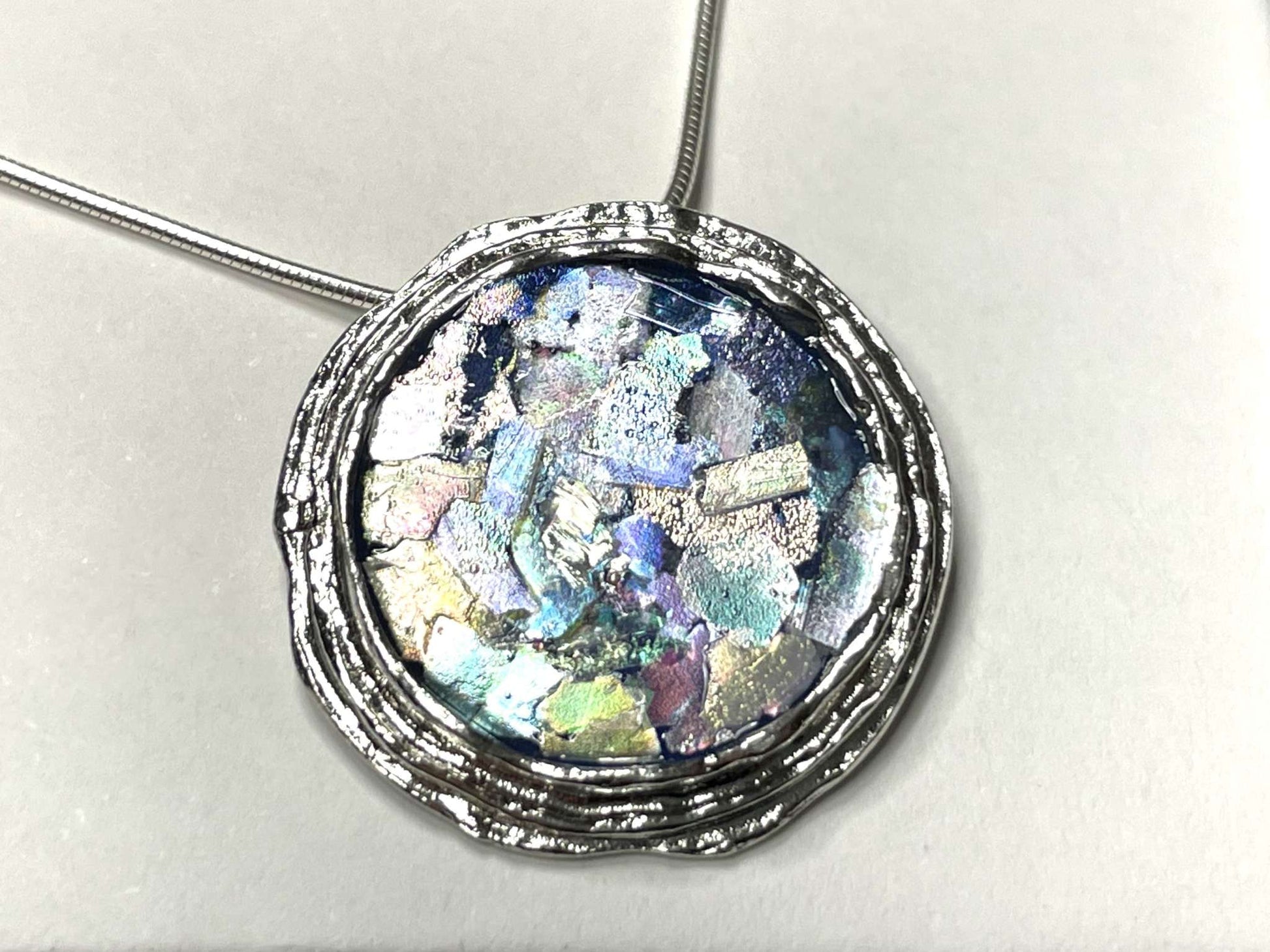 Textured Edge Roman Glass