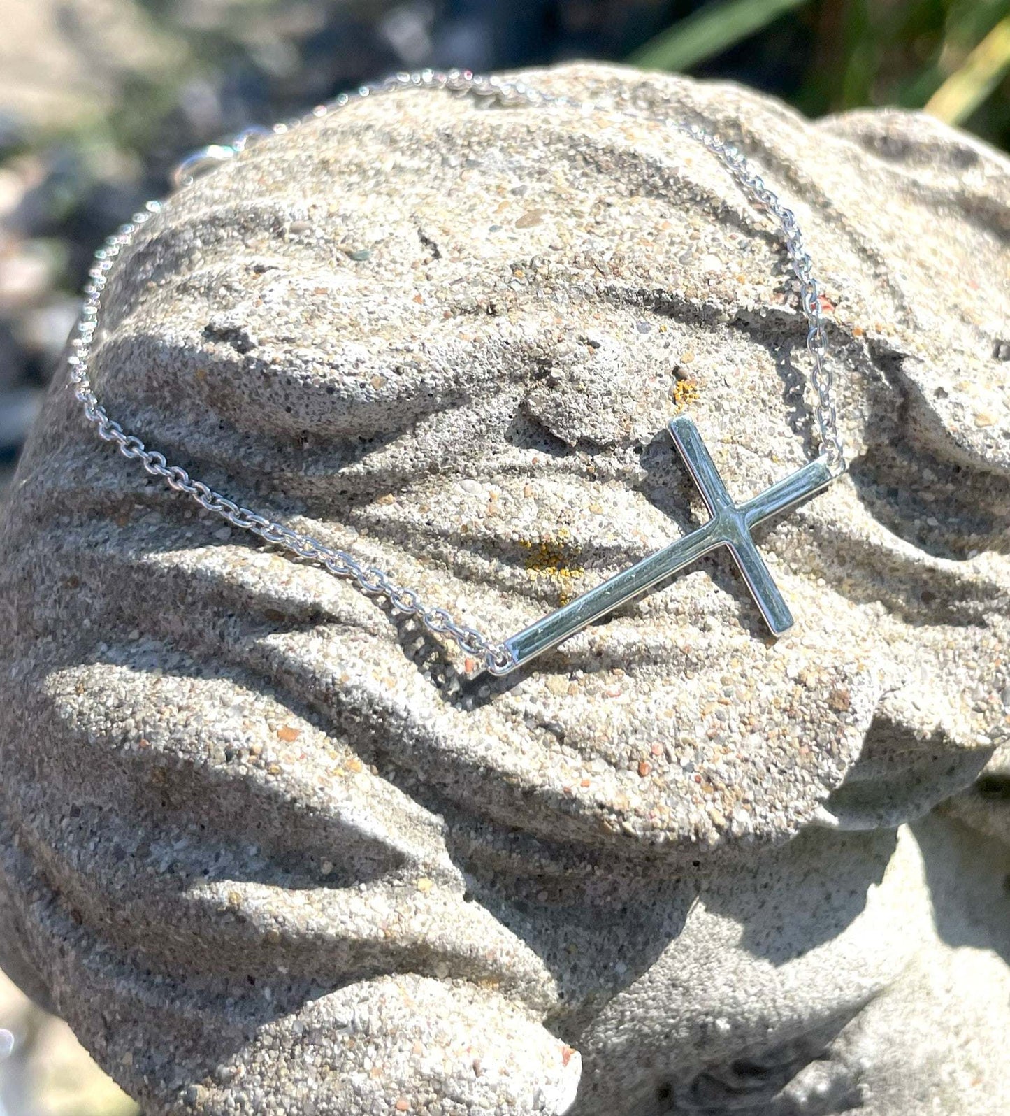 Cross Bracelet - Gravie's