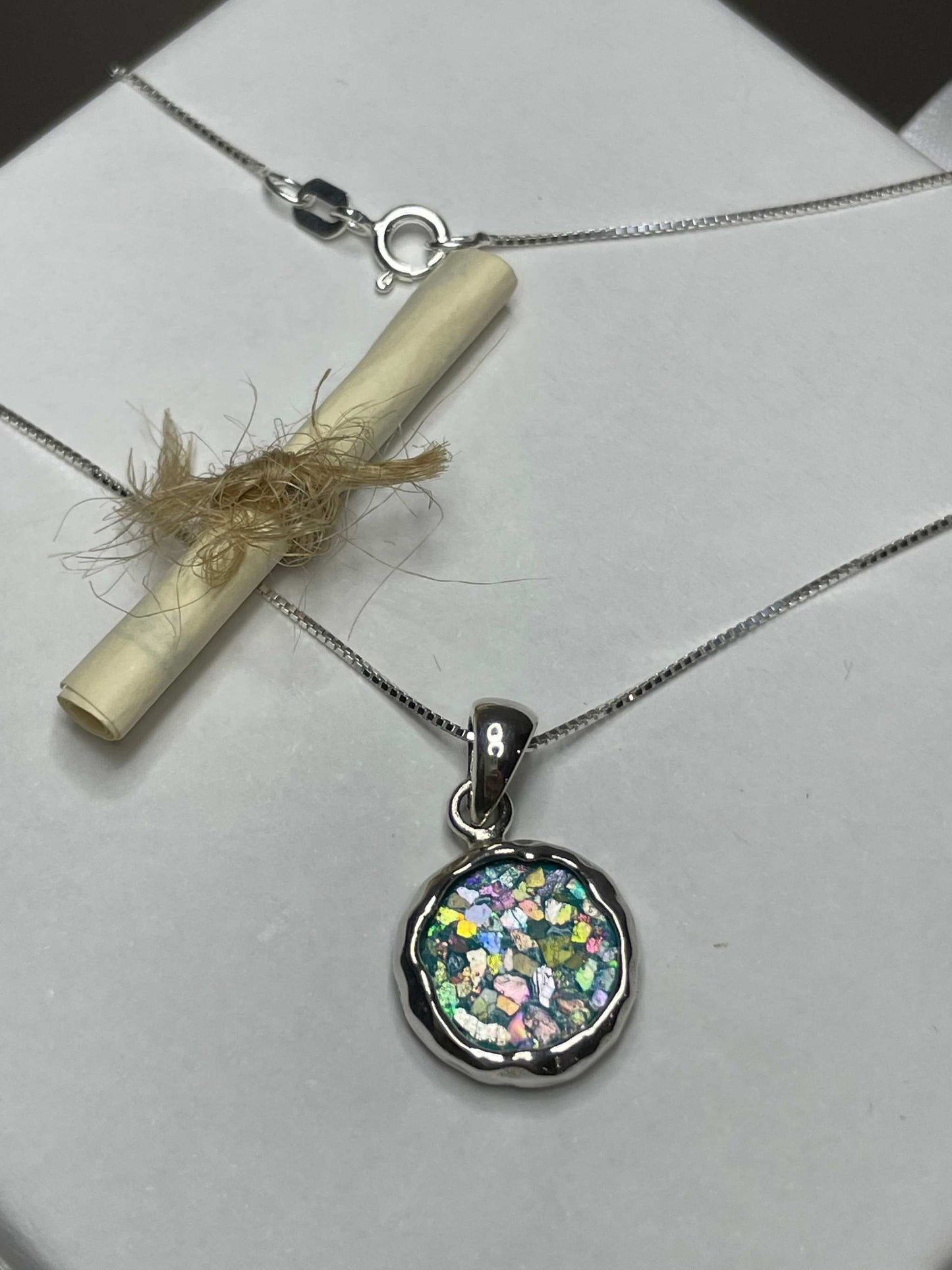 Hammered Edge Roman Glass Necklace - Gravie's