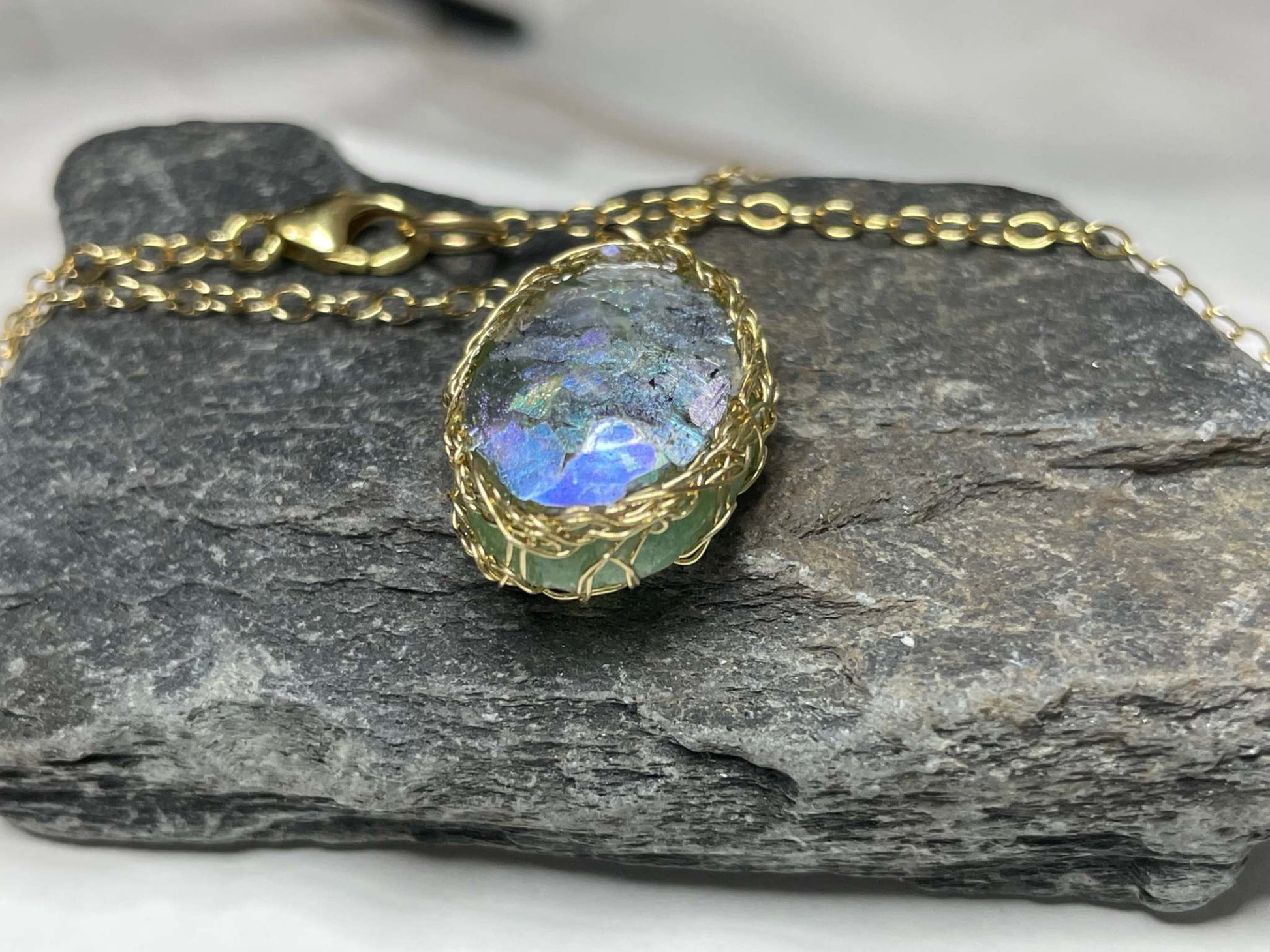 Gold Mesh Roman Glass Necklace - Gravie's