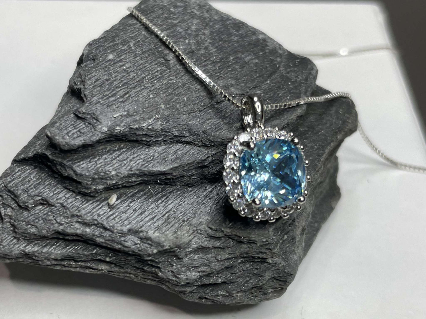 Living Water Necklace - Gravie's