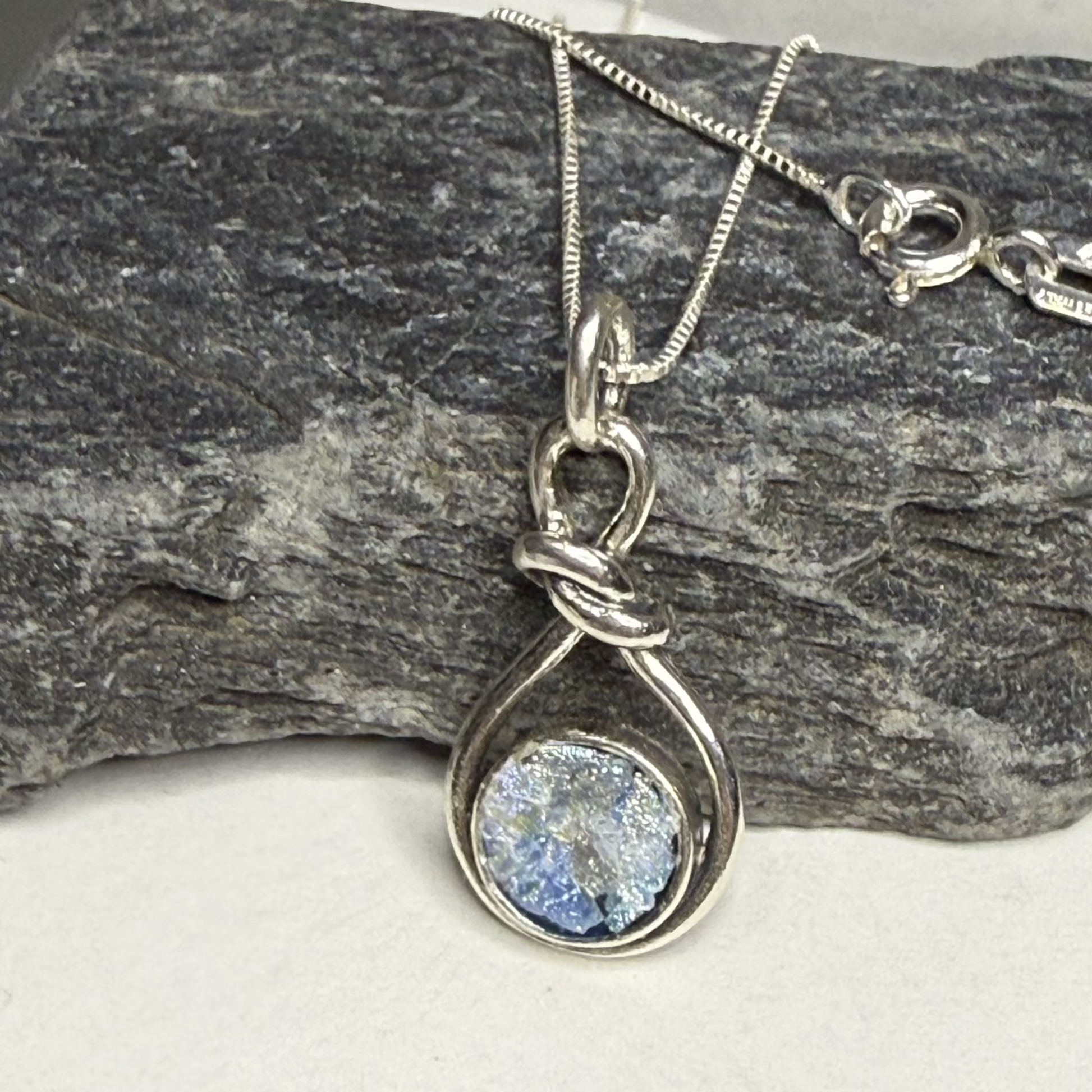 Child Knot Necklace