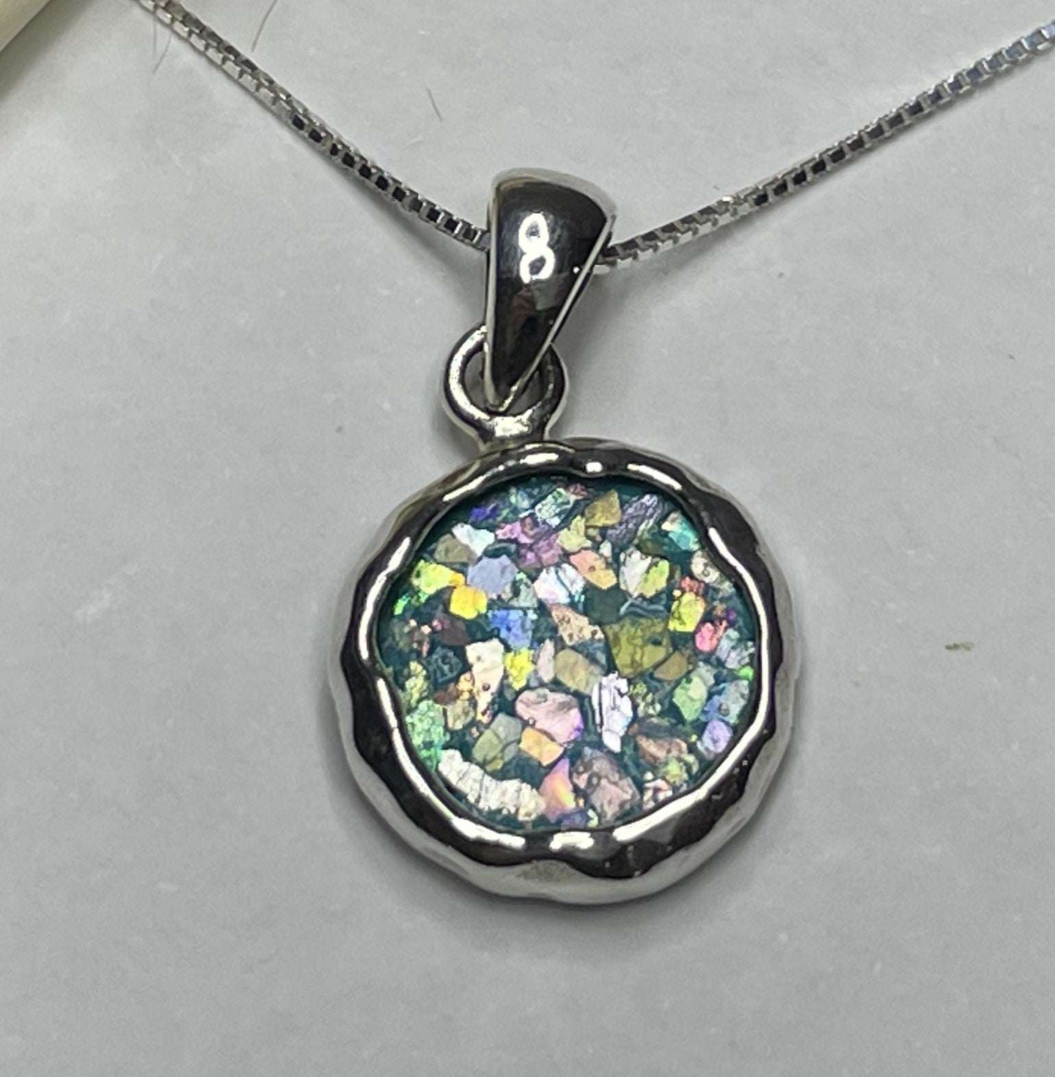 Hammered Edge Roman Glass Necklace - Gravie's