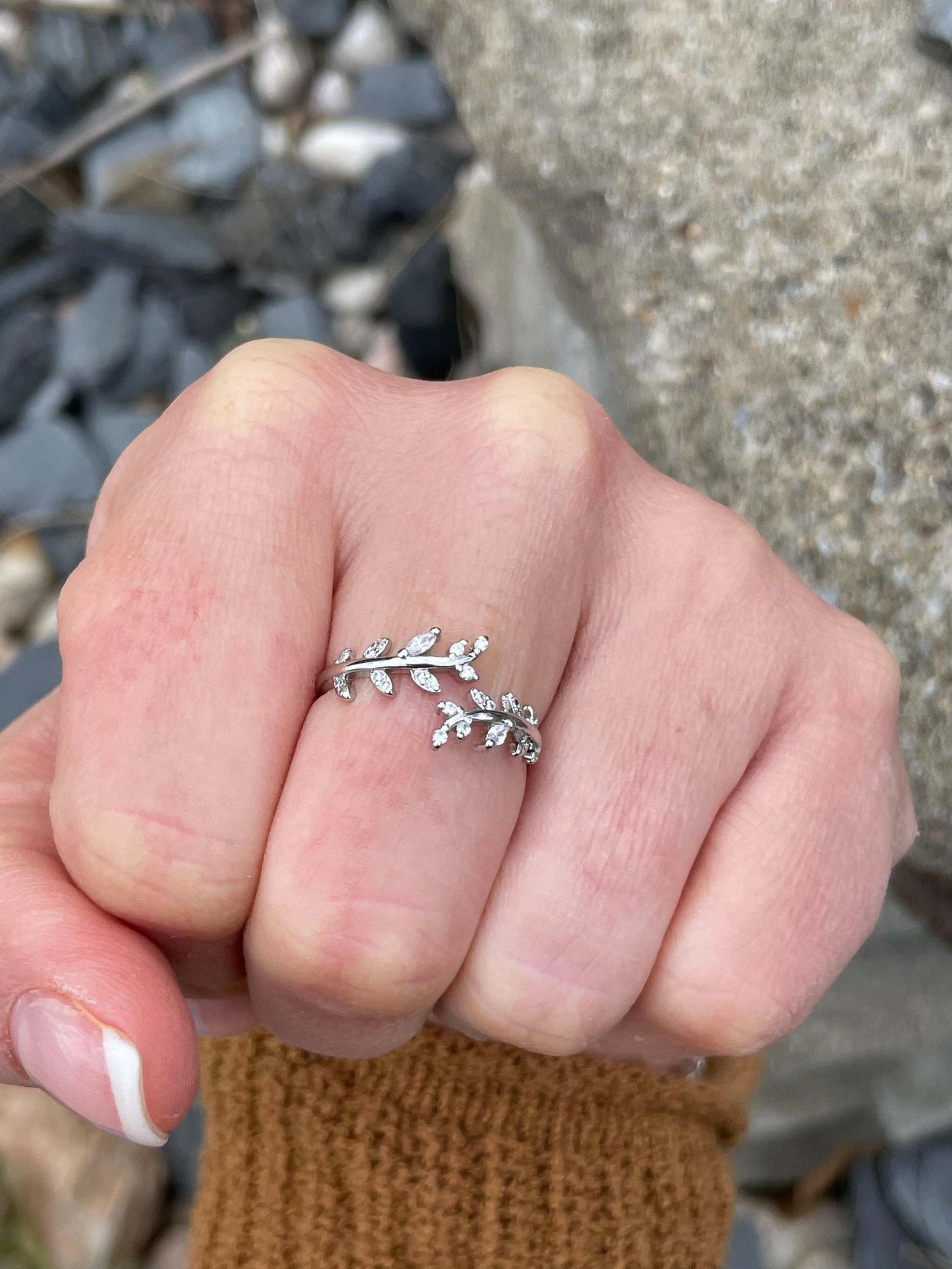 Vine and Branches Adjustable Ring