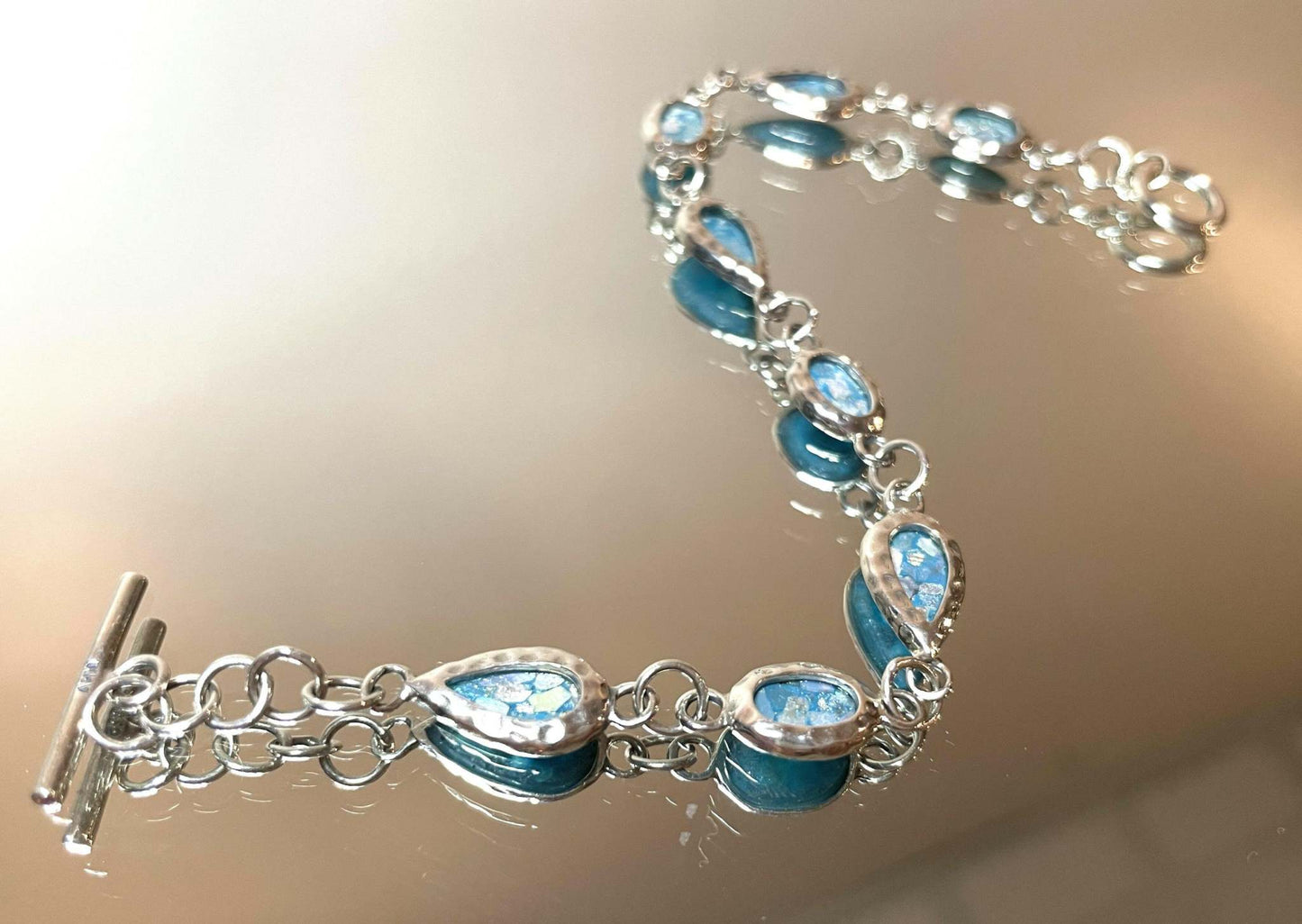 Hammered Edge Toggle Bracelet