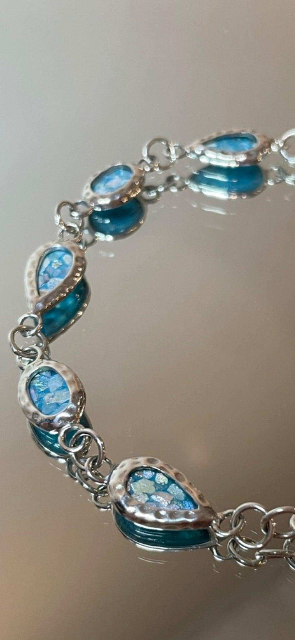 Hammered Edge Toggle Bracelet