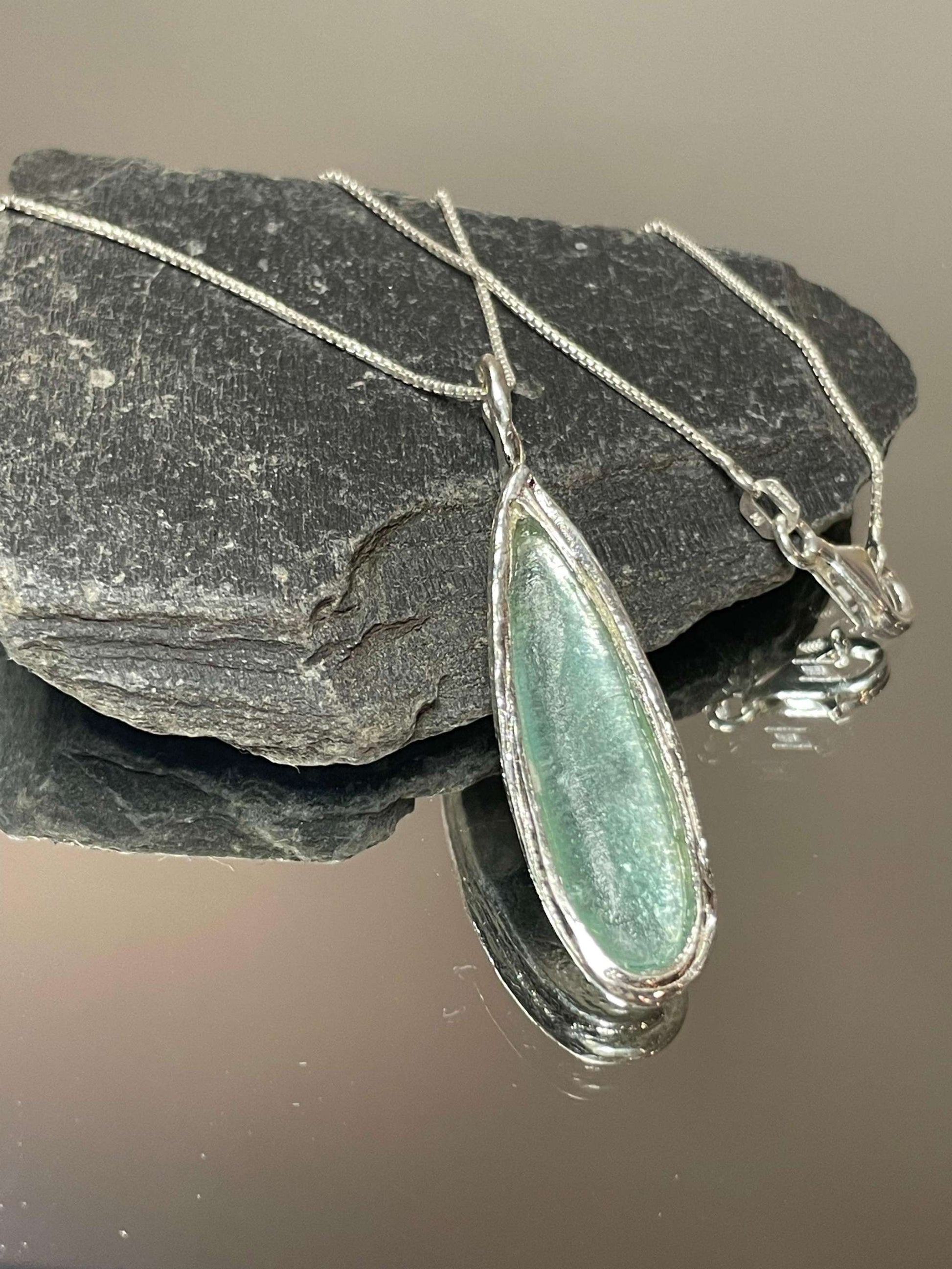 rain drop roman glass necklace