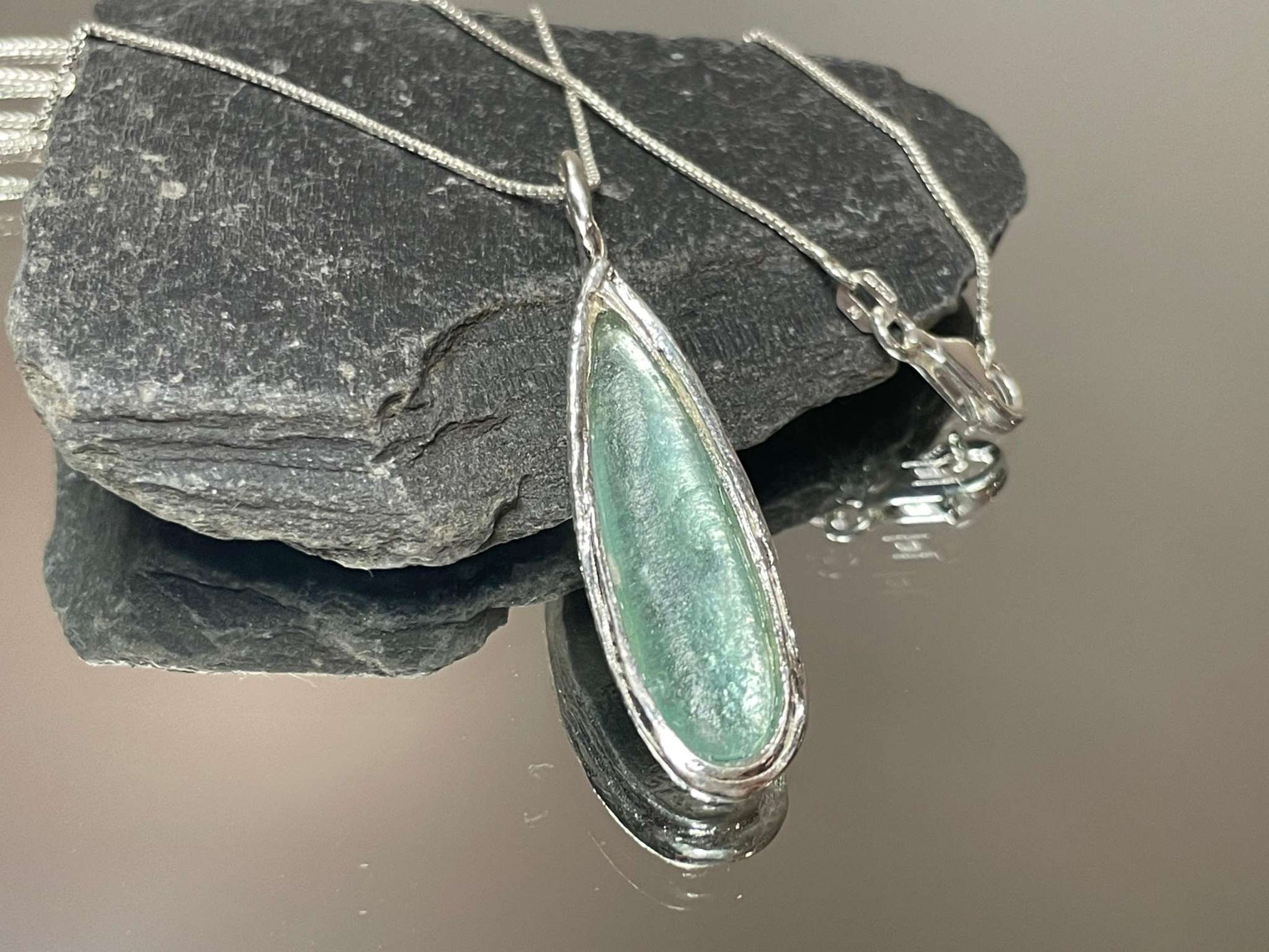 rain drop roman glass necklace