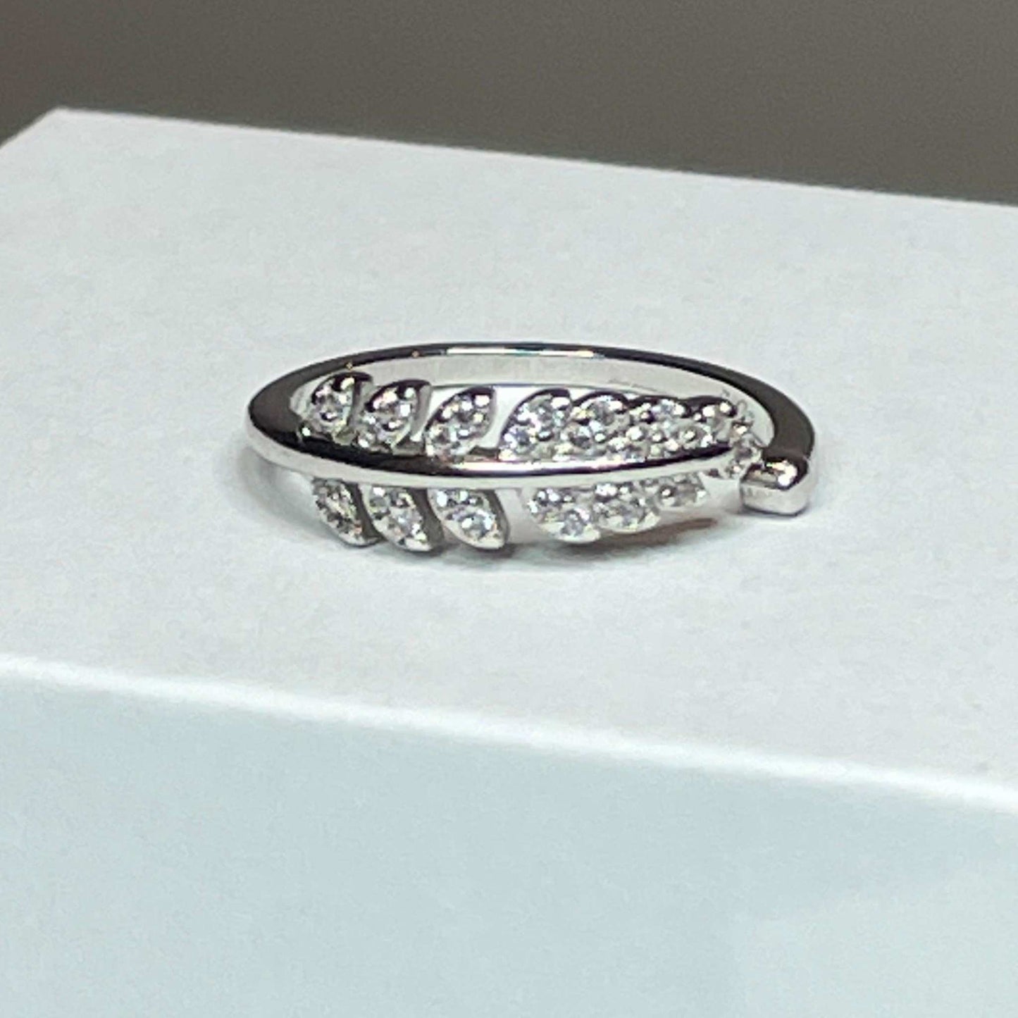 Refuge Adjustable Ring