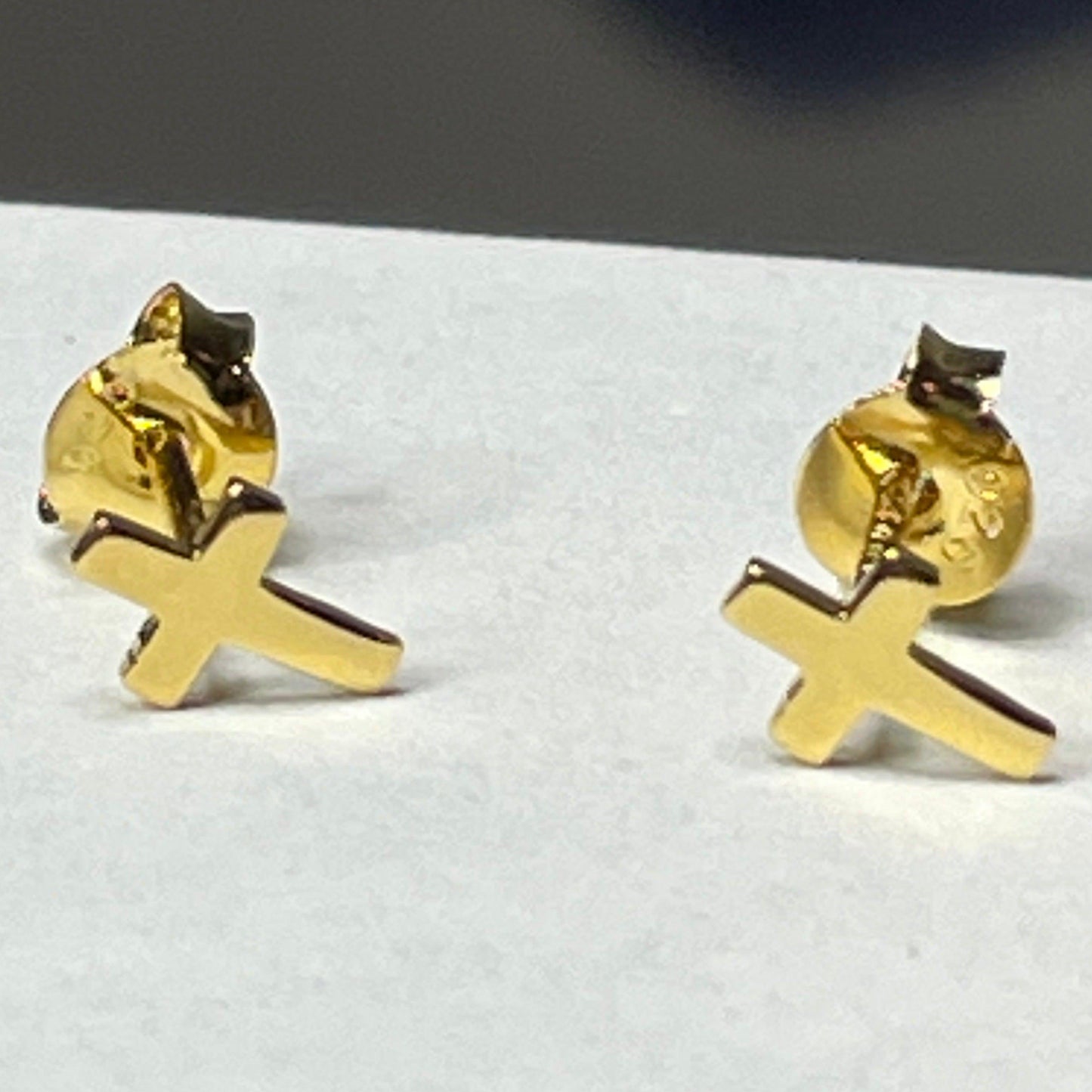 14K Gold Cross Stud Earrings