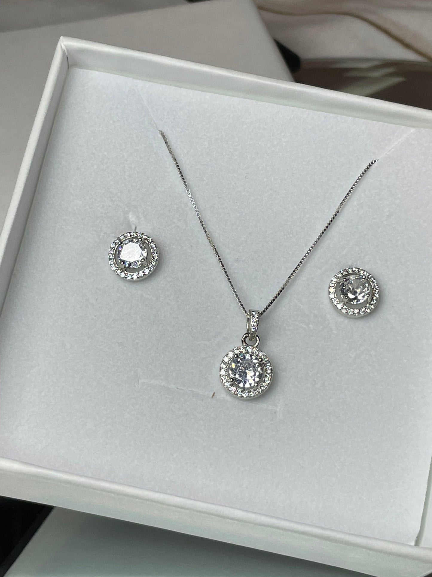 Mother's Love Halo Cut necklace and earring set